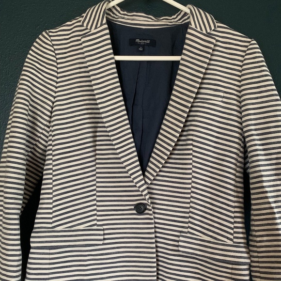 Preppy Madewell Blazer Size 2, Navy and White - Picture 2 of 5